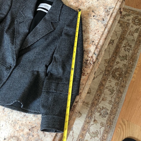 Yves Saint Laurent Suit size 34 - Picture 8 of 16